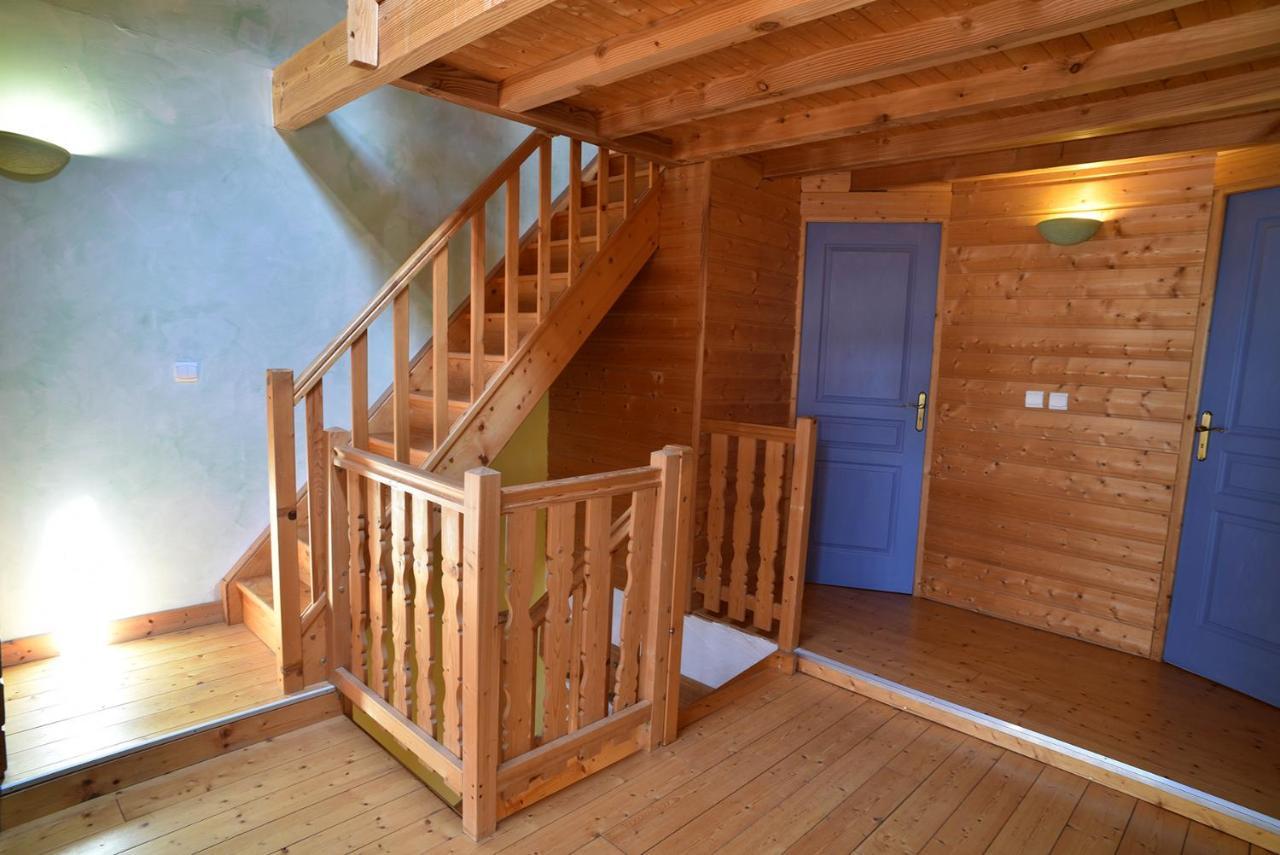 Gite Le Douglas, Vignoble Et Reculees Du Jura - Avec Sauna Lavigny Exteriér fotografie